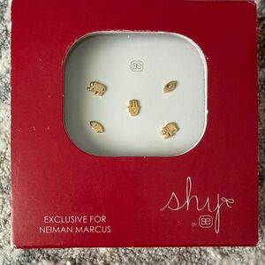 Shy by Sydney Evan Stud Earring Set